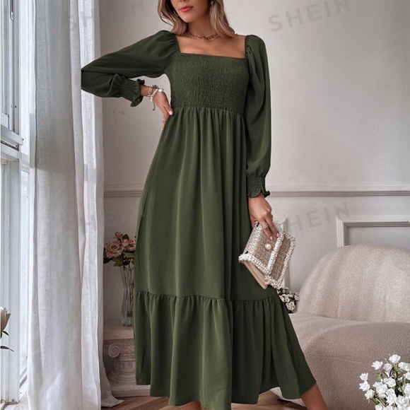 Green SunDress - Picture 6 of 8